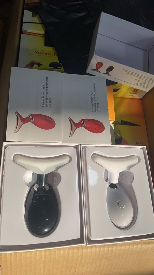 V-Line Sculptor Pro™ – 3-in-1 Neck & Face Lifting Massager
